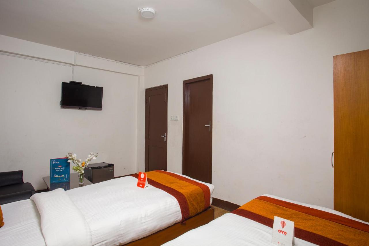 Oyo 104 Hotel Baltic Inn Katmandu Zewnętrze zdjęcie