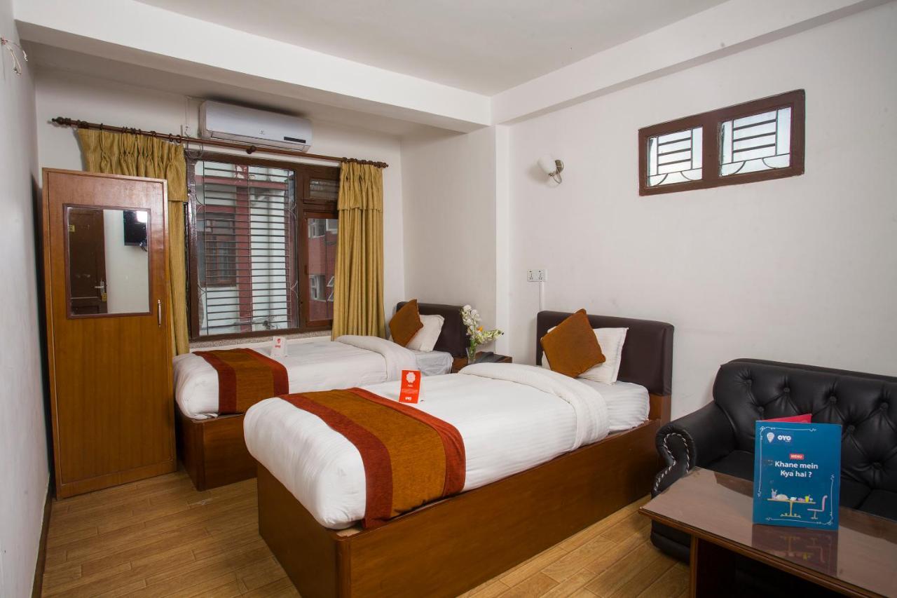 Oyo 104 Hotel Baltic Inn Katmandu Zewnętrze zdjęcie