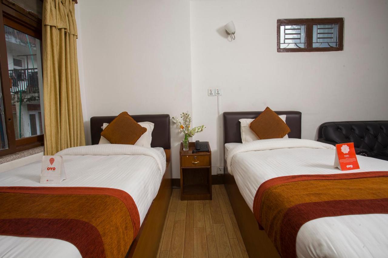 Oyo 104 Hotel Baltic Inn Katmandu Zewnętrze zdjęcie